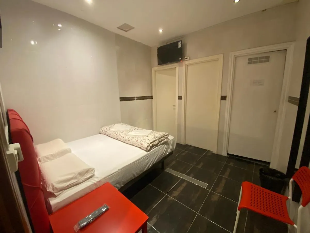 Хостел Hostal Granvia 628 Барселона Испания