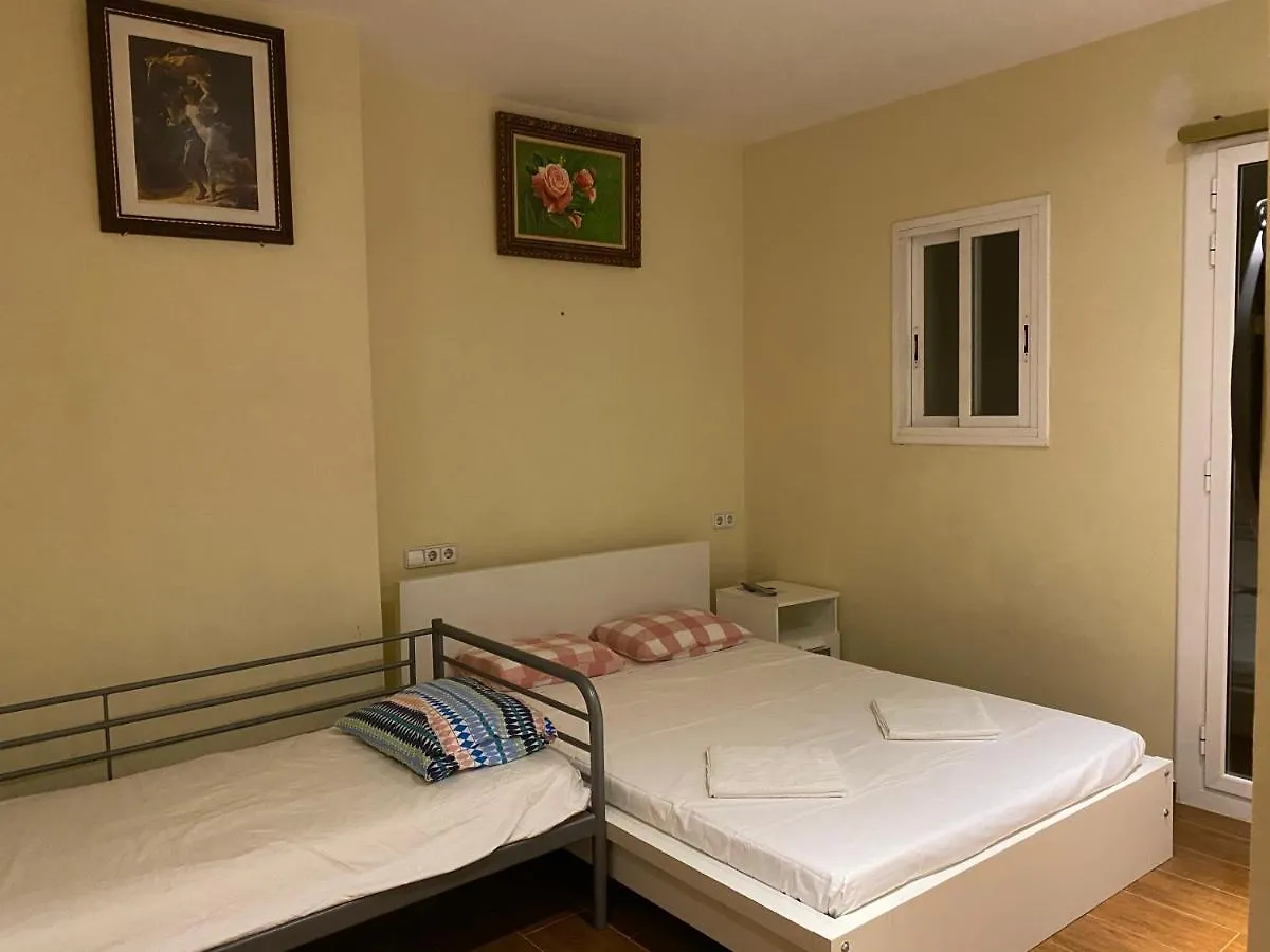 Hostal Granvia 628 Барселона Испания