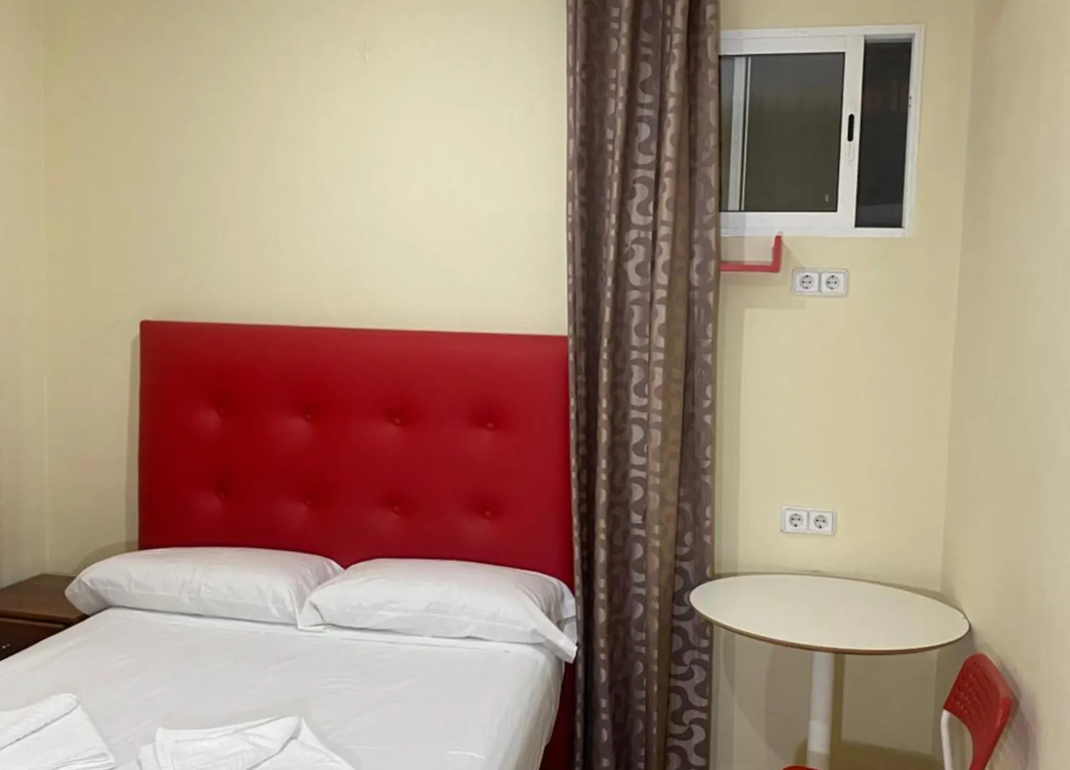 Хостел Hostal Granvia 628 Барселона