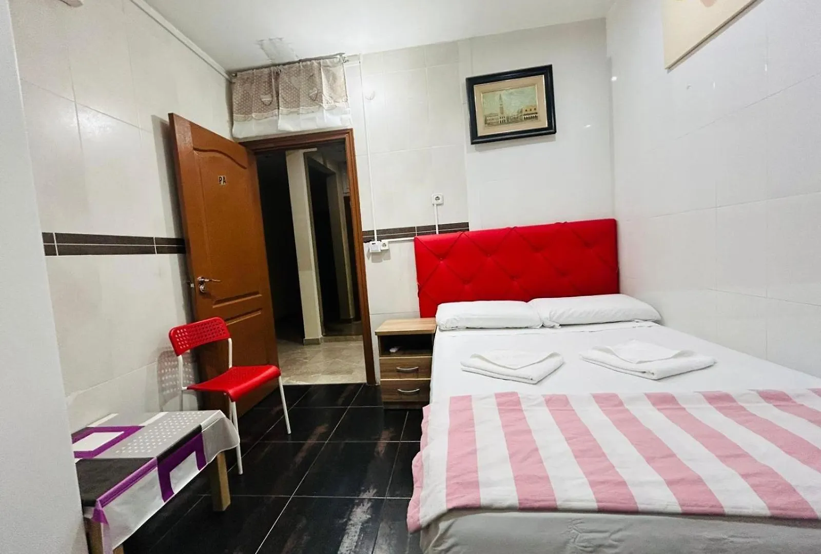 Hostal Granvia 628 Барселона Испания