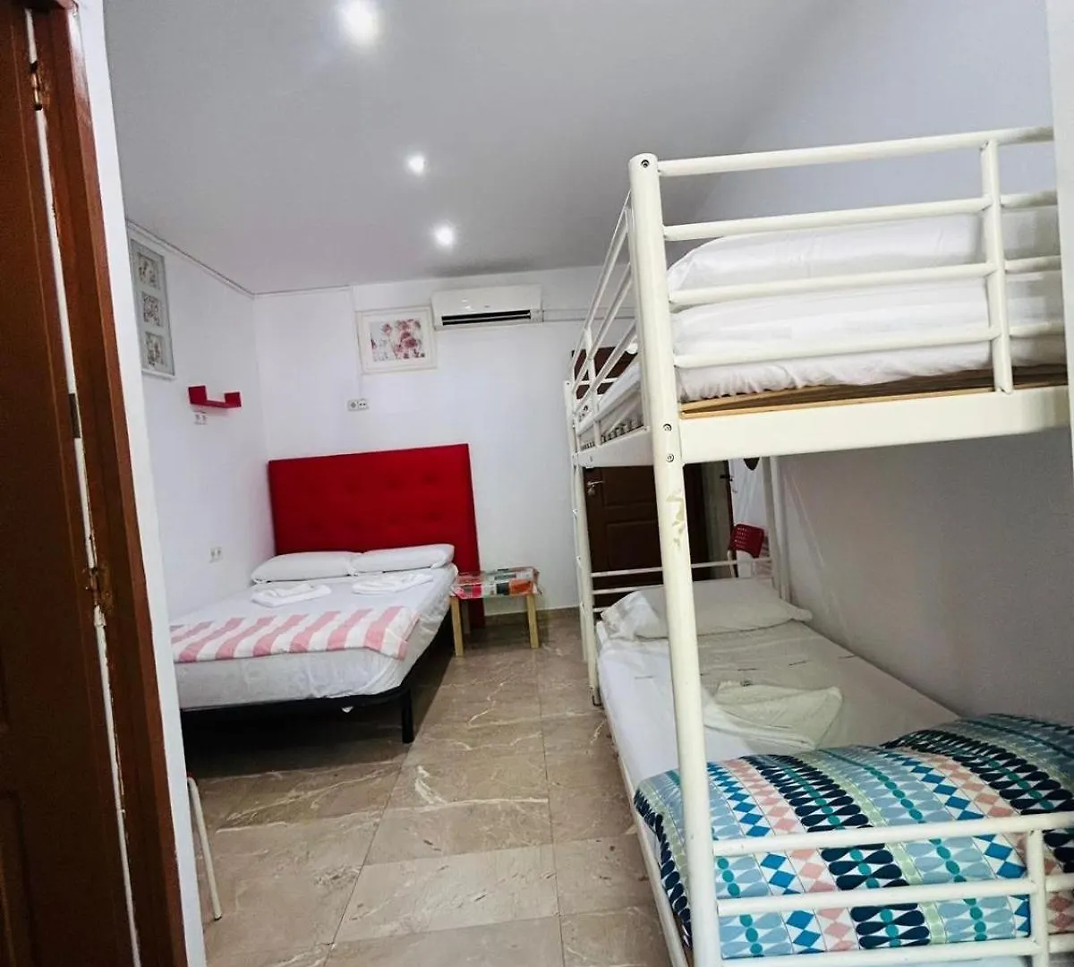 Hostal Granvia 628 Барселона Испания