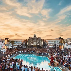 Ushuaia Ibiza - Adults Only - Club Entrance Included Hotel Platja d'en Bossa